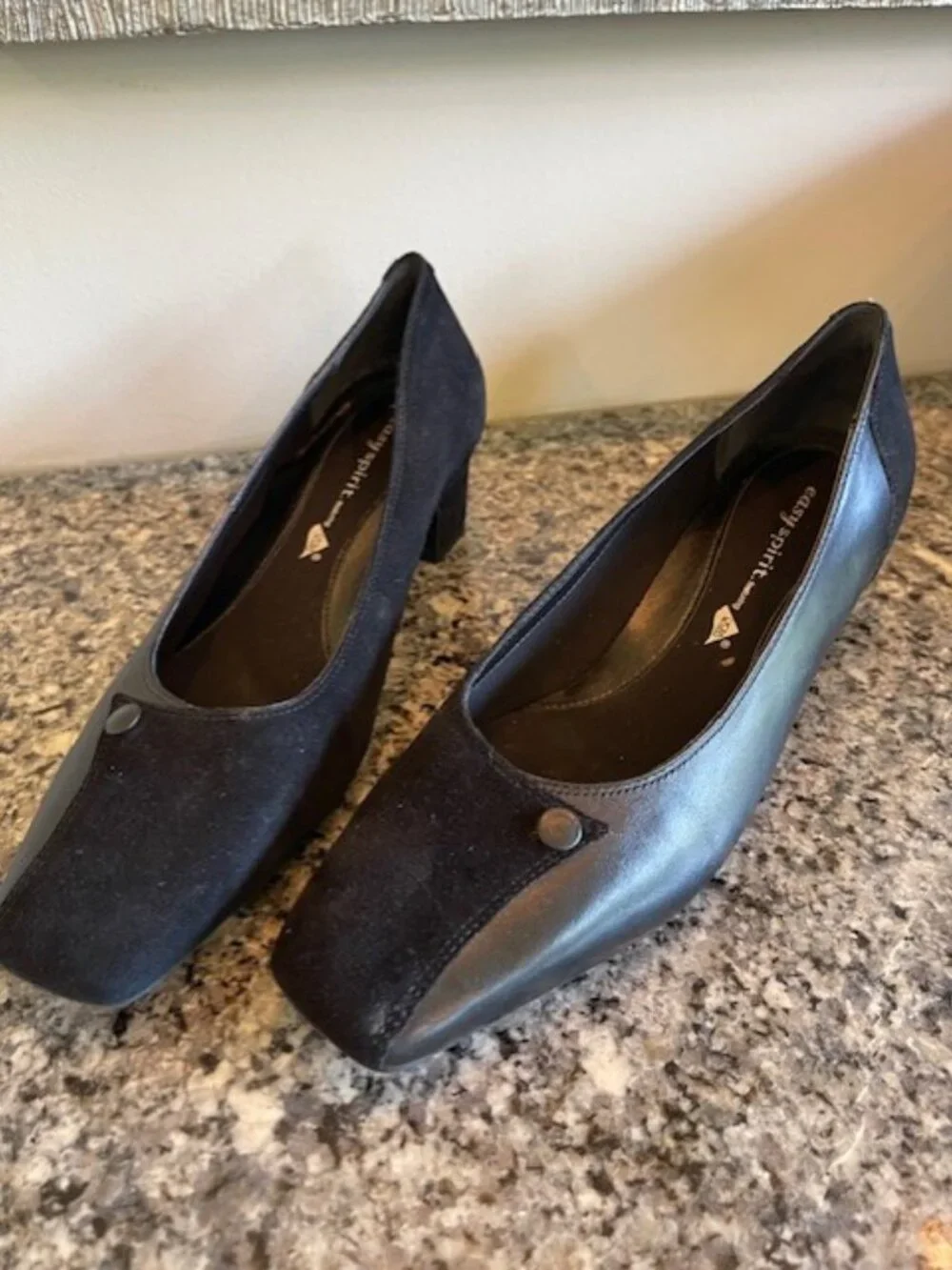 2 pairs Easy Spirit Leather/Suede pump